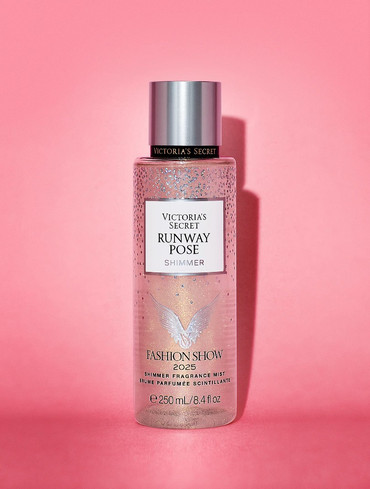 Міст для тіла з шимером Runway Pose Shimmer Fragrance Mist