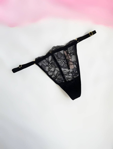 Трусики стрінги мереживні з регуляторами чорні Lace-Trim Adjustable V-String Panty