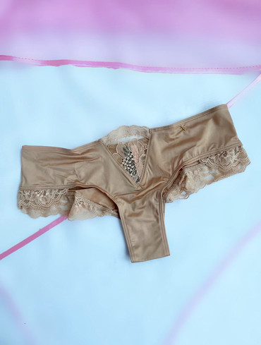 Трусики чікі люкс сатинові з мереживом бежеві Lace Trim Cheeky panty